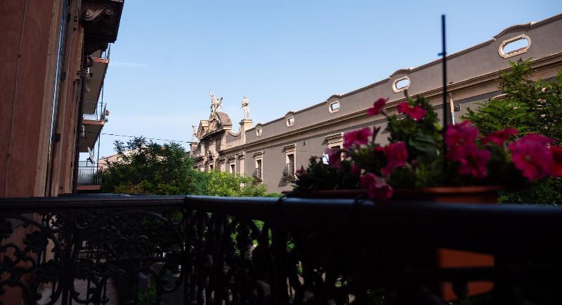 B&B Antico Corso Catania Luaran gambar